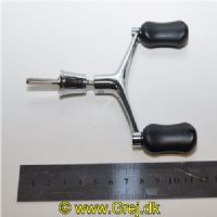 10TJ8 - Dobbelt håndtag som passer til de fleste Shimano hjul - Chrome metal med sorte håndtag.