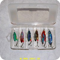 3821323 - 6 forskellige spinnere i praktisk grejæske nr. 1-3 (Se billede)