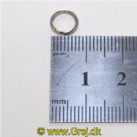4005652190204 - Nikkel splitring, 100stk. - Brudstyrke:8kg. - 001 4451 108<br>Nickel Springring 8mm (Indvendig: 6mm)