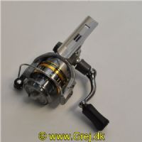 4718947128096 - Okuma Avenger AV-2000B - 4+1 lejer - Gear Ratio: 5.2:1 - Linekap.: 0.25mm/140m