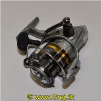 4718947128126 - Okuma Avenger AV-4000B - 4+1 lejer - Gear Ratio: 5.2:1 - Linekap.: 0.30mm/185m