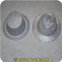 5704777037638 - Gangster hatte med glimmer 1 stk. - Assorterede (Guld. Grøn. Sort. Sølv) høj eller rund.<BR>
Se billeder