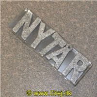 5704777040522 - Bogstaver til at stille på feks. hylder kan danne teksten "GODT NYTÅR" i Sølvglimmer