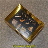 5704777063057 - Nytårsæske - 10 personer - Vælg mellem sølv eller guld - 10 horn + 10 rysler + 10 balonner m.v