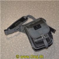 5707549509500 - Westing Sling Bag taske med 2 bokse - Medium Titanium Black