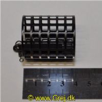 5900637533535 - Mikado Klassisk Rund Cage feeder - 25g - Str. 38x55mm