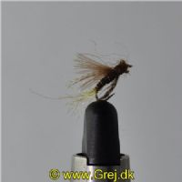 UF0318 - Caddis emerger - Str: 18