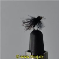 UF0323 - Adult caddis - Str: 22