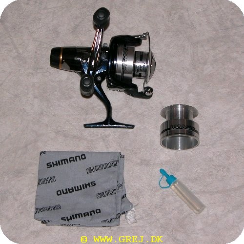 022255085915 - Shimano Super 2500 GT-RB<LI>Kuglelejer 3<LI>Rulleleje 1<LI>Dyna-Balance system<LI>Oversized power roller<LI>Ekstra spole<LI>Gear ratio 5.0:1<LI>Vægt 305 gram<LI>Linekapasitet 0.18/290 - 0.20/240 - 0.25/160 - 0.30/110