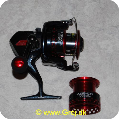 022255145145 - Shimano Aernos 3000SFA spinnehjul - Frontbremse - 5+1 lejer - Gear Ratio: 5.2:1 - Linekapacitet: 0.20mm/220m - 0.30mm/100m