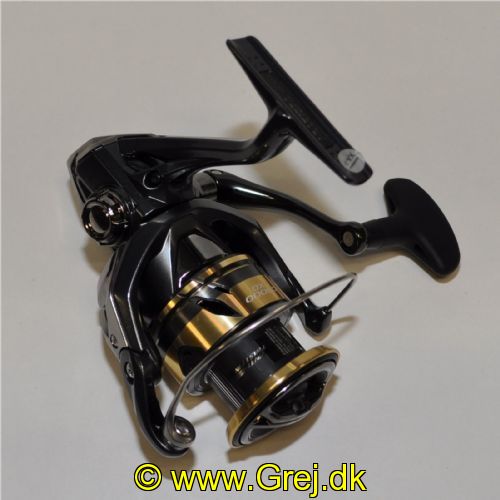 022255295505 - Shimano Ultegra 3000XG - Gear Ratio: 6.4:1 - Meget let: kun 220g<BR>
<BR>
Line: 0,25 - 210 meter<BR>
Lejer: 5+1