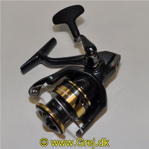 022255295505 - Shimano Ultegra 3000XG - Gear Ratio: 6.4:1 - Meget let: kun 220g<BR>
<BR>
Line: 0,25 - 210 meter<BR>
Lejer: 5+1