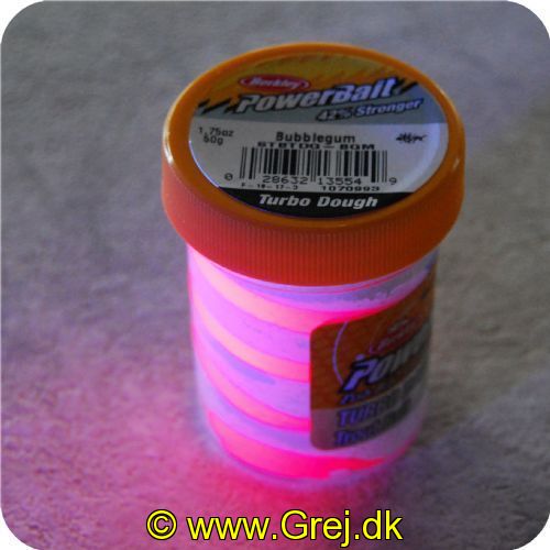 028632135549 - PowerBait med glimmer - BUBBLEGUM (lyserød / hvid) 42% stærkere - GLOW
Billedet nr.2 er taget med UV-lygte.