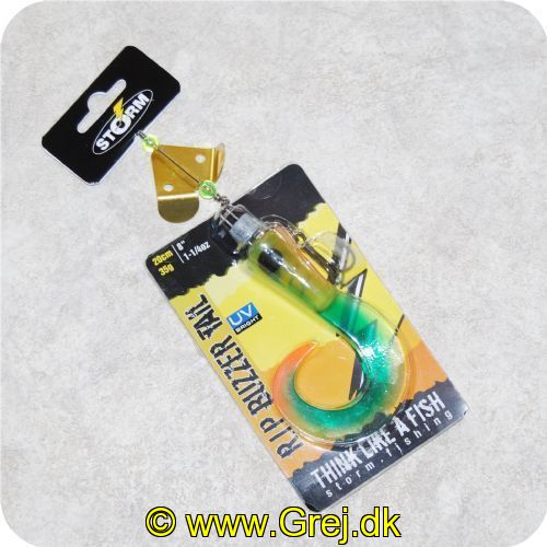 039984183904 - Storm R.I.P. Buzzer Tail  grøn/orange tail gul/guld Buzzer (GRTU)Firetiger L: 20 cm	V:35 g
The underwater buzzbait...
I modsætning til traditionelle buzz baits. der fiskes i overfladen. er R.I.P. Buzzer Tail blevet kombineret med R.I.P. Multi-Depth Screw System for at bringe den samme unikke buzzing action ned under overfladen.
Når den fiskes med medium til hurtig indspinning. vibrerer bladet. og små trykbølger kastes tilbage gennem vandet. mens den bløde. krøllede hale flakser bagved og lokker diverse rovfisk til.