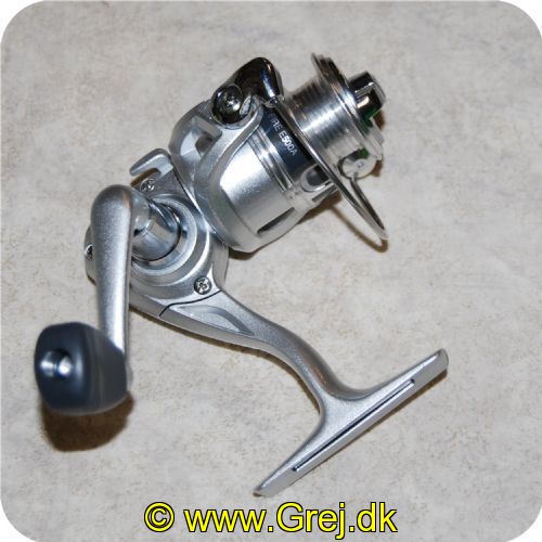 043178097618 - Daiwa Sweepfire 500A - Frontbremse - Ratio: 4.9:1 - 1 leje - Line 0.14mm/180m - Digigear - Twist Buster - ABS - Høj kvalitet til lav pris - Letvægtshjul som 