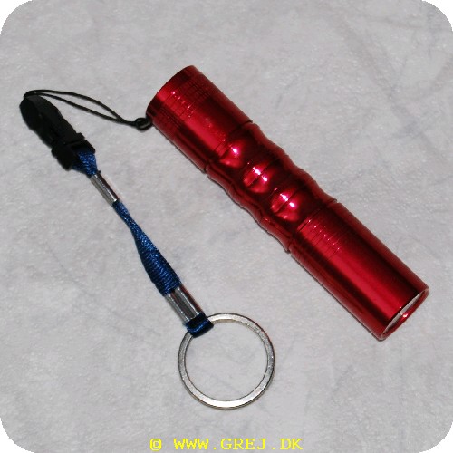 05356 - Lommelygte 1w - Meget kraftigt lys - Farve: Rød - Bruger 1 stk. AA batteri<BR>
<LI>Længde kun 9 cm.</LI>
<LI>Batteri er inkluderet</LI>