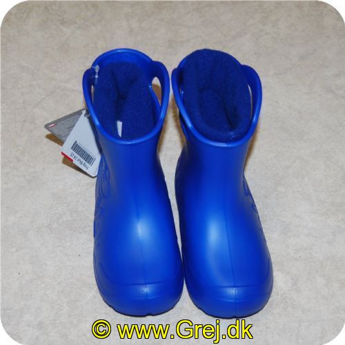 2010000000144 - Super Light Børne Støvler str.24-25 - Blå 
Letvægts støvler fremstillet i EVA materiale. Der gør dem meget lette og varme - beskytter mod lave temperaturer. - Indersokken kan vaskes.