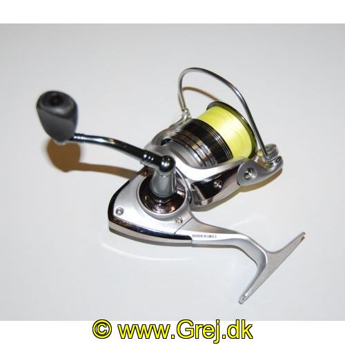 20169607 - IFish Rulle CB3000 - Gear Ratio: 5.2:1

med line 

215m / 0.25mm
150m / 0.30mm
110m / 0.35mm