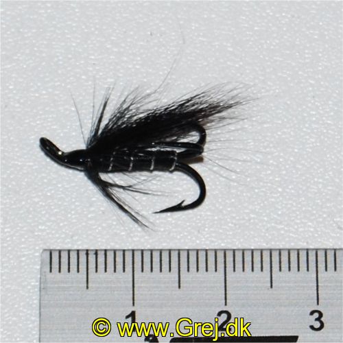 2B0033 - Stoats Tail Salmon Treble Str. 12