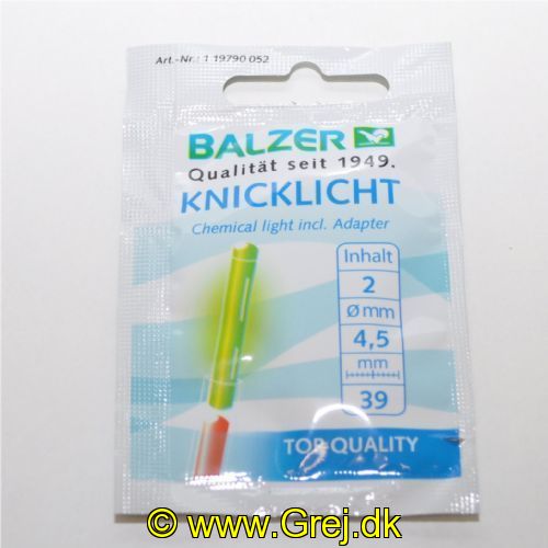 4005652162768 - Knæklys, 2 stk. per pakke, 4.5mm - Længde:3.9cm. - 001 1979 052<br>Chemical light, Ø 4,5 fletline, Length 39mm.