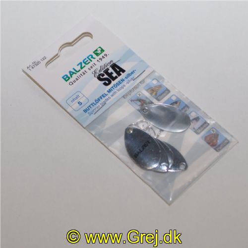 4005652186801 - Edition Sea, fladfiske spoon blade med eyelets - Længde:8cm. - Farve:Sølv - 001 4732 122<br>Useful accessories for all anglers, who want to construct their own systems or in order to refine existing leaders individually.