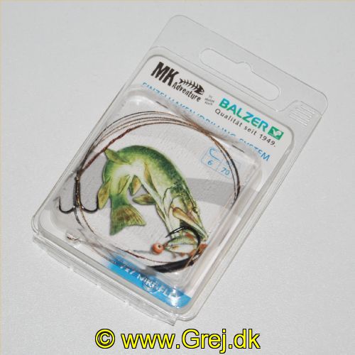 4005652201696 - MK Adventure combi rig - Længde:70cm. - Brudstyrke:9kg. - 001 4535 006<br>Also in the case of this rig the single hook provides security for long distance casts. The single hook sits more securely in the head of the baitfish than a treble hook and should be visible in the case of this rig because the single hook should also be able to get a hold in the pike’s mouth.