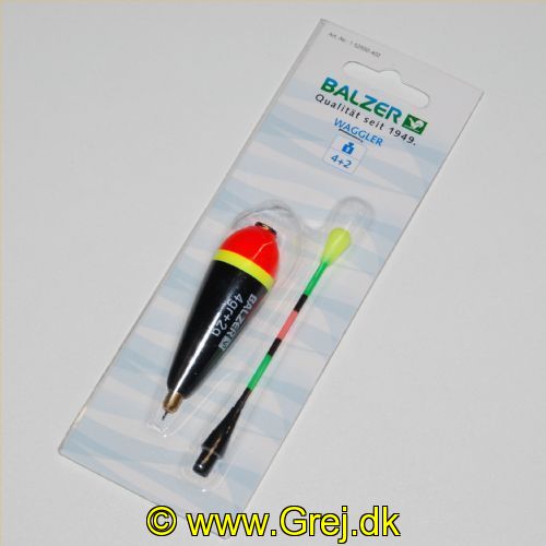 4005652823324 - F. Batteridrevet Waggler flåd - Længde:17.5cm. - Vægt:6g. - 001 5255 402<br>Our of battery-driven floats for nighttime fishing. The advantage over chemical-light floats is obvious: You switch on the battery when you start fishing and then off again thereafter, but a chemical light is normally disposed of after fishing, even though it is still giving off light. The bodies of the float are made from wood, the antennas and float feet from unbreakable glass fibre composite (except 1 52540/). The multicolour antennas shine very brightly and can be seen well even at great distances. Another advantage: the antennas are very slender. When they bite, the fish feel virtually no resistance. Operated with 1 CR 425 / 3V tubular battery, (not included in scope of supply, but available from Balzer). Battery has a service life of around 45 hours! Supplied in a self-service blister pack.