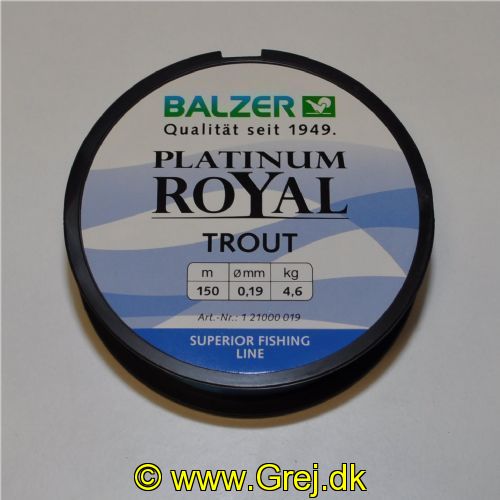 4005652831930 - Platinum Royal ørred line - Rullekapacitet:150M. - Brudstyrke:4.6kg. - Farve:Blå - 001 2100 019<br>When fishing for trout, opinions differ as to whether a braided or monofilament line is the better choice. That’s why we now offer a monofilament line specially suited for fishing with spoons and Trout Collectors. In winter when the temperature drops below zero, it is next to impossible to fish with braided lines, because they soak up the water and freeze. Stateof-the-art polymers in the lines lends both excellent suppleness and high abrasion resistance. For a monofilament, the line has surprisingly little stretch. This line also features our anti-twisting system.