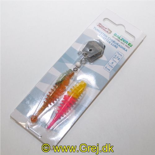 4005652844435 - Trout Collector, gummi chatter lure - Vægt:1.65g. - Farve:Titan - 001 6097 050<br>This bait has it all: We combine the advantages collectors of Cheburashka and Chatter lure. The metal plate provides a high water resistance when retrieving. Since the plate is mounted so that it can move, it swings from left to right with high frequency and really shakes the lure along with the Trout Collector. At the same time, the soft lure has maximum freedom of movement as the hook can move freely. The lure with the golden plate is used in murky water, the one with the titanium-coloured plate in clear water.
Comes with 2 Trout Collectors! The tungsten beads are available in 4 different weights.