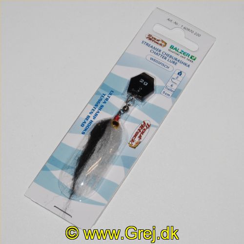 4005652854441 - Trout Collector, flue chatter lure - Vægt:0.75g. - Farve:Minnow - 001 6097 220<br>A highly innovative and very effective new trout lure: a combination of Tungsten Cheburashka Chatter Lure and Streamer. The high vibration of the metal plate makes the fine hairs of the streamer play very naturally in the water. 3 attractive designs.