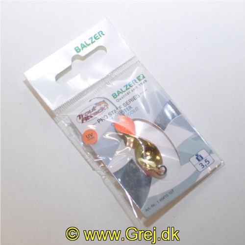 4005652856483 - Pro Staff Series Shooter Spoon - 34mm. - Vægt:3.5g. - Farve:Orange/guld, UV - 001 6041 107<br>This spoon is a real highlight: its unique propeller shape makes it turn on its own axis at the slightest pull, which drives the trout absolutely crazy. In our numerous tests, the Shooter also lured completely passive fish to bite. As it can be used extremely slowly, it is also a top spoon for winter fishing. The front and back of each spoon have contrasting colours which create a unique play of colours when turned. Each spoon features a micro triple swivel that safely prevents line twist. Can be thrown very far. Available in 2.5g and 3.5g.