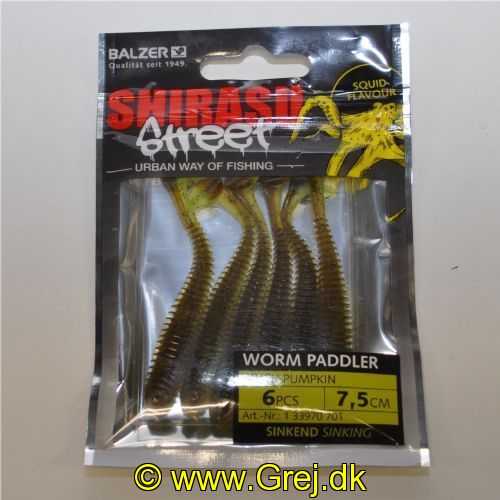 4005652861500 - Shirasu Street Worm Paddler - 75mm. - Vægt:2g. - Farve:Green Pumpkin - Baittype:Synkende - Smag/duft:Blæksprutte - 001 3397 701<br>Worm Paddler: Very versatile bait. It can be fished with a jig head as well as with finesse rigs such as Drop Shot or Texas Rig. Plays seductively with even the smallest movements. With squid flavor. Sinking!