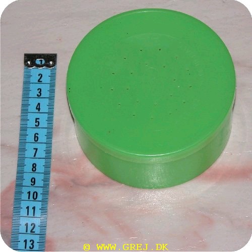 4029569800247 - Orme dåse (Lille - Ø: 9,5cm -  Højde: 5 cm) i gørn med luft huller