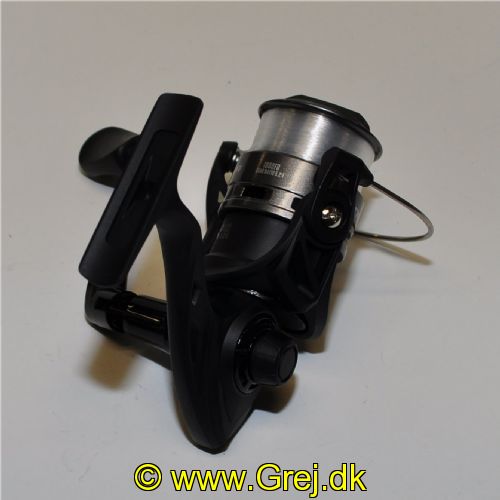 4044641002388 - DAM Nova - 1000FD - Gear Ratio: 5.2:1 - Lejer: 1 - Med påspolet nylon line.