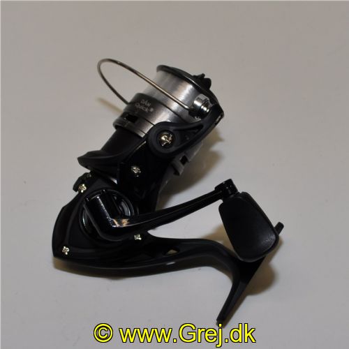 4044641002388 - DAM Nova - 1000FD - Gear Ratio: 5.2:1 - Lejer: 1 - Med påspolet nylon line.
