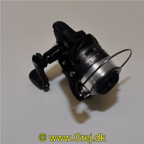 4044641002395 - DAM Nova - 2000FD - Gear Ratio: 5.2:1 - Lejer: 1 - Med påspolet nylon line.
