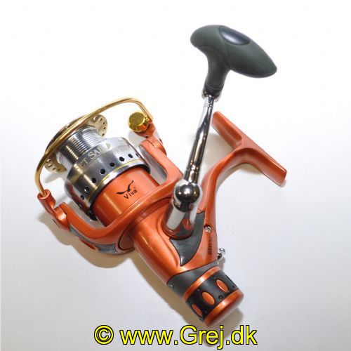 5707549196038 - VI13300  - Viva Set Sail TR3000R - 7+1 BB - 0,20mm/240m - Gammel model orange - Graphite eks. spole - Bagbremse - Gear Ratio: 5.0:1