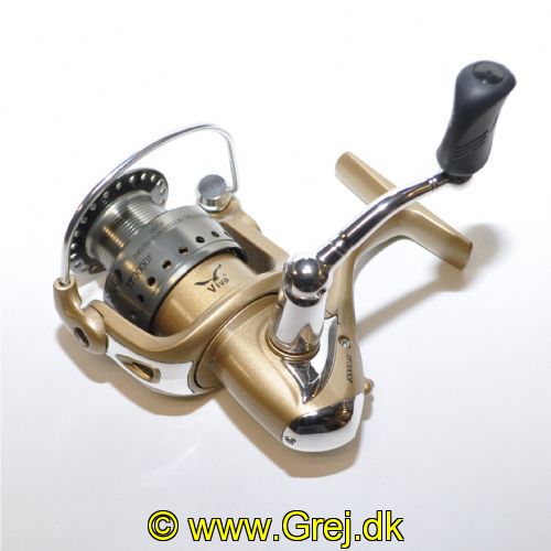 5707549229606 -  SET SAIL TF3000F  < Li> Kuglelejer :7</LI> <Li> Rullelejer ; 1</LI>  <LI>gearRatio: 5,0:1 < Line>Linekapasitet 0.18/240 - 0.20/200 - 0.25/140 