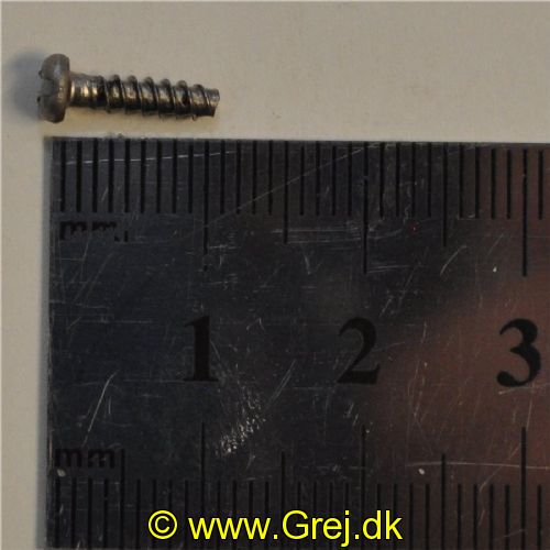 6G115001 - Skrue/Screw (Org nr. 73) til Daiwa Ninja hjul (Str. 1000-6000) (Res. del nr. 6G115001)