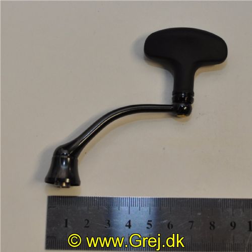 6Q663601 - Enkelt håndtag som passer til de fleste Daiwa Fuego med skrue på hjulet (For Fuego 3000-5000)
Reservedels numre: 6Q663601