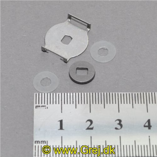6Q798201 - Click Leaf Spring Holder med 3 * washer (Org nr. 7,8,10,11 til Daiwa Ninja hjul (Str. 1000-5000)<BR>
(Nr. 7, 8, 10 og 11 på explosionstegningerne)<BR>
Org. Varenumre: (6E398000) + (6Q348502) + (6Q798201) + (6Q344001)