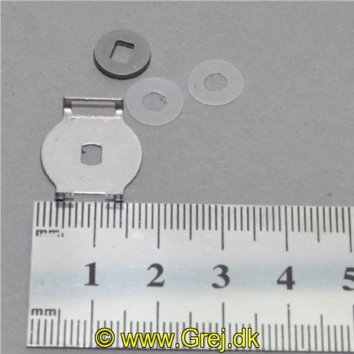 6Q798201 - Click Leaf Spring Holder med 3 * washer (Org nr. 7,8,10,11 til Daiwa Ninja hjul (Str. 1000-5000)<BR>
(Nr. 7, 8, 10 og 11 på explosionstegningerne)<BR>
Org. Varenumre: (6E398000) + (6Q348502) + (6Q798201) + (6Q344001)