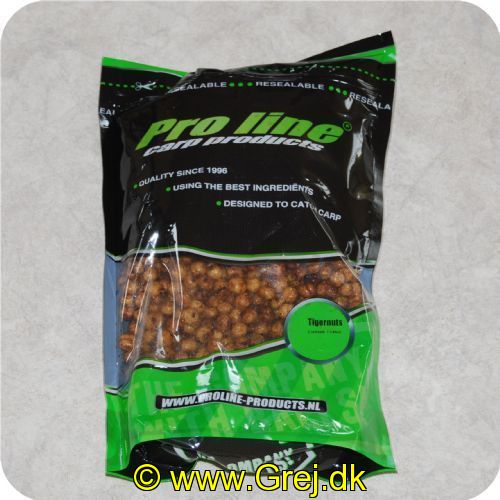 8719323131804 - Proline Tigernuts 1500ml
Proline er et Hollandsk qualitæts mærke som er siden 1995 på market. Pro Line Boilies afgiver duftstoffer langsomt og er fremstillet med mais. jordnøder og meget andet som er let fordøjeligt for fisken.
Posen kan genlåses og bevarer qualitæten i lang tid.
    