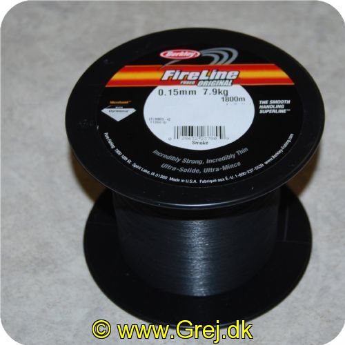 FL015 - Berkley Fireline - 0.15 mm - 7.9 kg - 1800 meter - Smoke - Hel spole