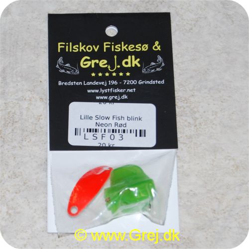 LSF03 - Slow Fish blink - 1 lille Slow fish - Farve: Neon rød - Med krogkappe.- Super god blink som virkelig tirrer fiskene. Kan bruges på fluestang. light spinnestang eller med let bombardaflåd - Blinket er kun grundmalet i den givne farve men kan sagtens fiskes med som den er og er stadig super effektiv.