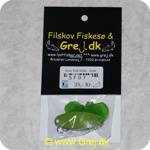 SF07 - Slow Fish blink,1 stor og 1 lille Slow fish - Farve: grøn - Med krogkapper.<BR><BR<Indhold<LI>1 lille slow fish blink</LI><LI>1 stor slow fish blink</LI><LI>2 krogkapper</LI><LI>2 trekroge</LI><LI>4 springringe</LI><BR>Super god blink som virkelig tirrer fiskene. Kan bruges på fluestang, light spinnestang eller med bombardaflåd.<BR>Blikket er kun grundmalet i den givne farve men kan sagtens fiskes med som den er og er stadig super effektiv.