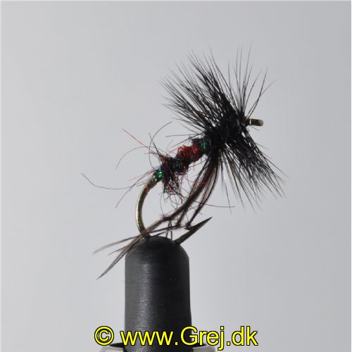 UF0449 - Black/red hopper – Str: 10